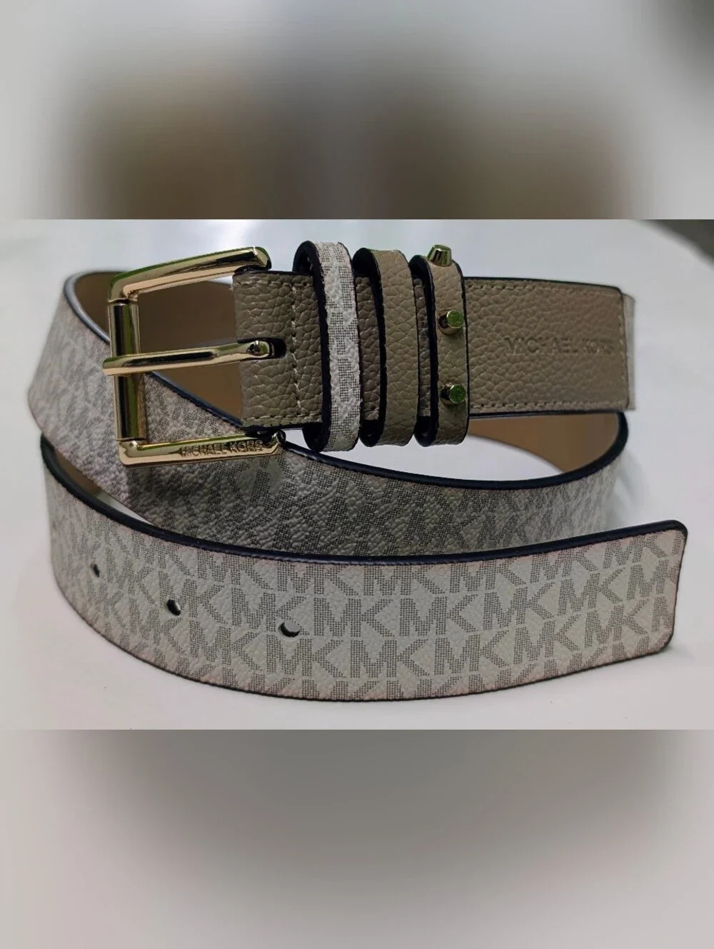 [NWT] Michael Kors Triple Loop Vanilla Belt with Gold-Tone Buckle Size Lg